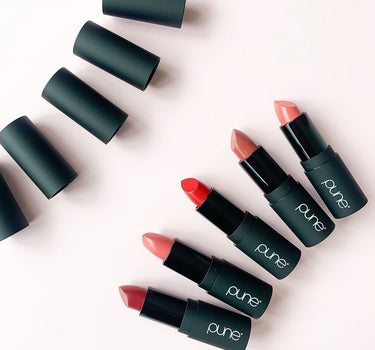 PUNE LIPSTICK MAT
